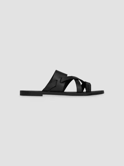 Saint Laurent Culver Leather Sandals In Black