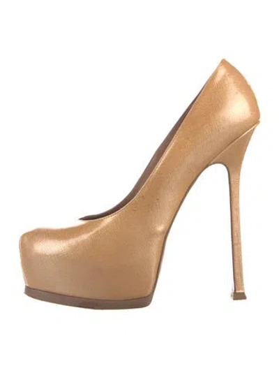 Pre-owned Saint Laurent Patent Leather Pumps In Neutral
