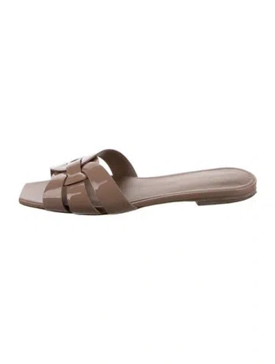 Pre-owned Saint Laurent Patent Leather Slides In Neutral