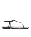 Saint Laurent Sandali Piatti Cassandre In Pelle Liscia Con Tomaia Triangolare In Black