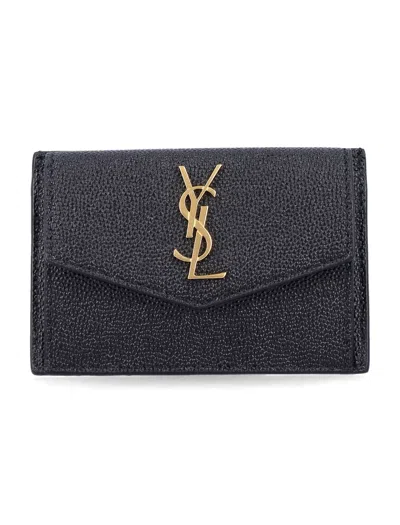 Saint Laurent Uptown Flap Card Case In Grain De Poudre Leather In Gray