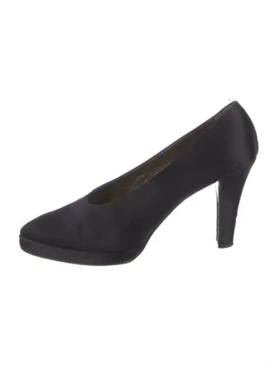 Pre-owned Saint Laurent Satin Pumps In Black