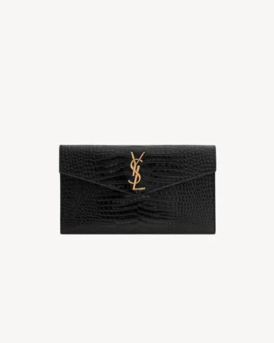 Saint Laurent Shiny Leather Pouch In Black