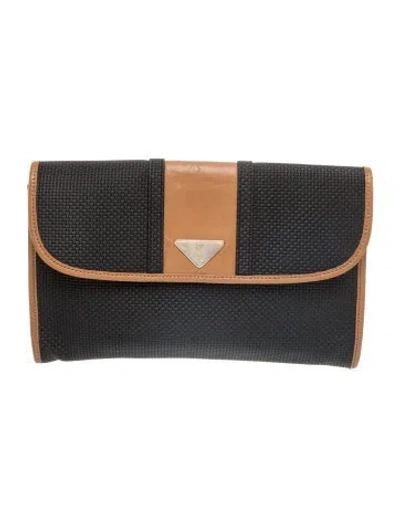 Pre-owned Saint Laurent Signature Clutch Vintage In Black