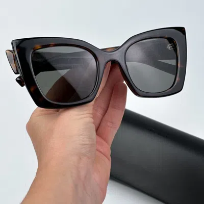 Pre-owned Saint Laurent Sl552 008 Havana Grey Cat Eye Women Sunglasses In Gray