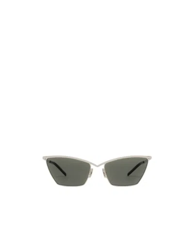 Saint Laurent Sl637 Cat-eye Sunglasses In Gray