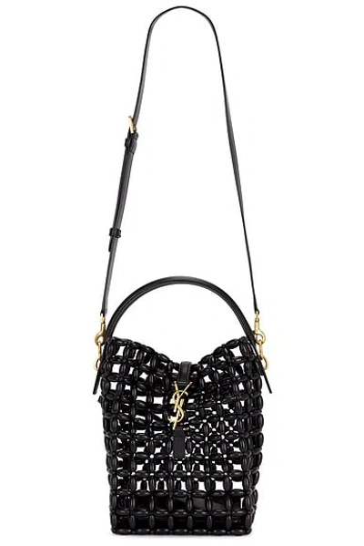 Saint Laurent Small Le 37 Supple Bucket Bag In Nero