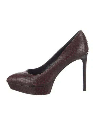 Pre-owned Saint Laurent Snakeskin Pumps In Burgundy