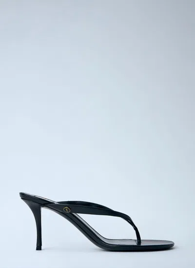 Saint Laurent Sue Thong Sandals In Black