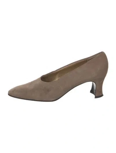 Pre-owned Saint Laurent Suede Pumps In Grey
