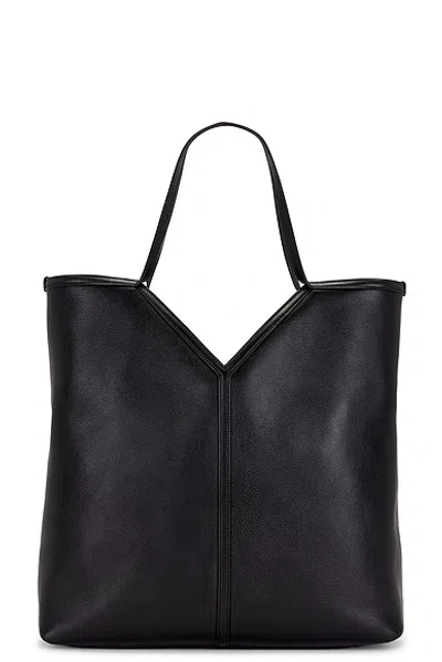 Saint Laurent Thin Y Tote In Black