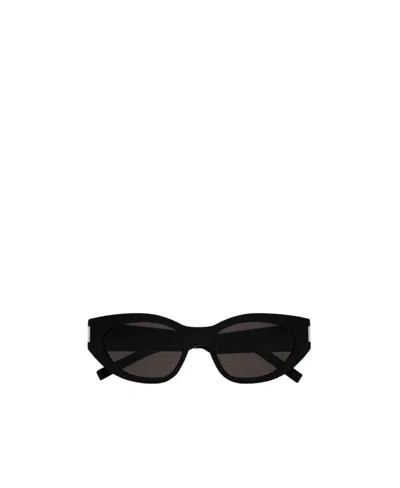 Saint Laurent Tinted Cat-eye Sunglasses In Black