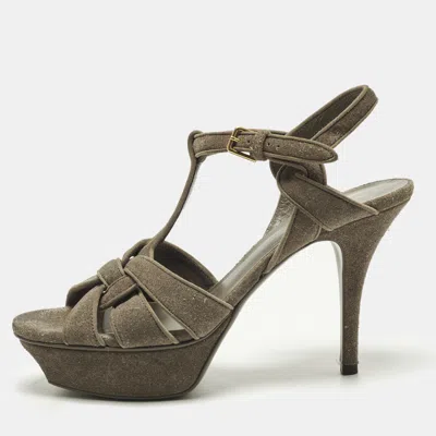 Pre-owned Saint Laurent Tribute Size 37 Grey Metallic Embossed Suede Platform Sandals In Gray