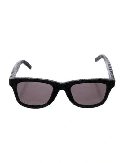Pre-owned Saint Laurent Wayfarer Tinted Sunglasses In Black