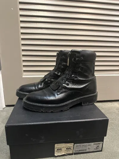 Pre-owned Saint Laurent William 20 Front Zip Combat Boots 42.5 In Black