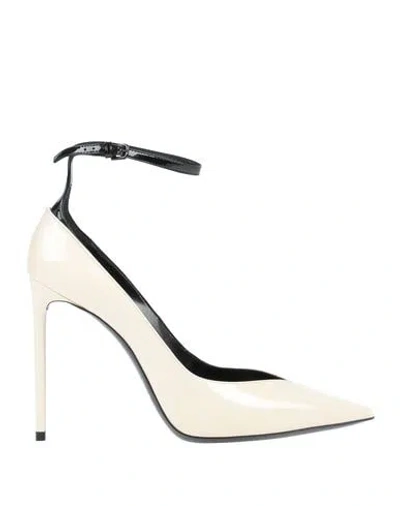 Saint Laurent Pump In Ivory