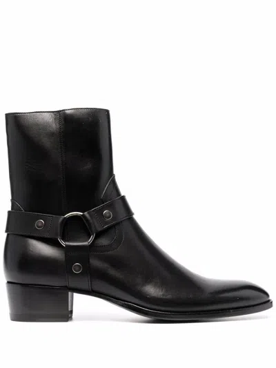 Saint Laurent Wyatt 40 Harness Leather Ankle Boots In Black