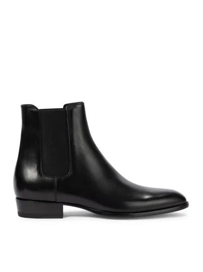 SAINT LAURENT WYATT SOFT LEATHER CHELSEA BOOTS