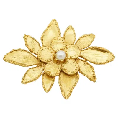 Pre-owned Saint Laurent Yves  Ysl Vintage Huge Pearl Gold Double Layer Flower White Brooch