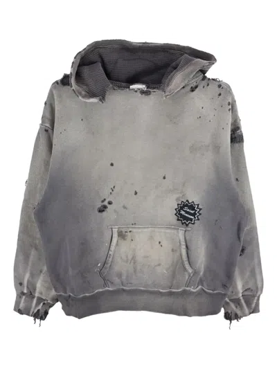 Saint Mxxxxxx Distressed-detail Hoodie In Gray