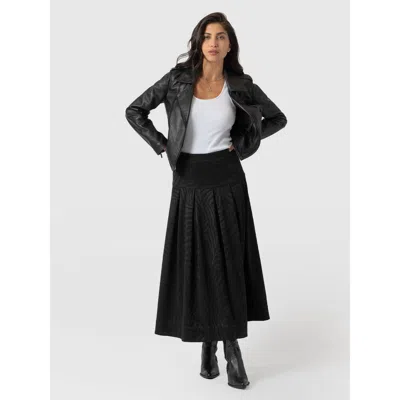 Saint + Sofia Everly Pleated Skirt In Black