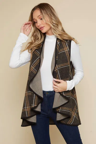 Saints & Hearts Canyon Winds Plaid Cascade Vest In Black In Multi