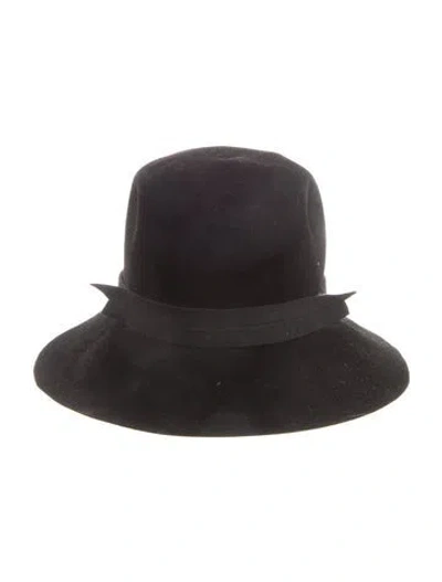 Pre-owned Saks Fifth Avenue Bucket Hat In Black