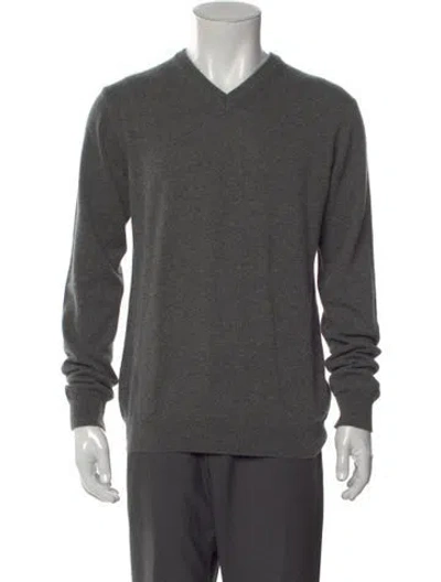 Pre-owned Saks Fifth Avenue Cashmere V-neck Pullover In Gray