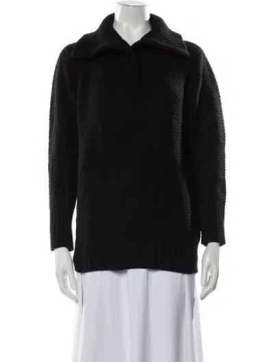 Pre-owned Saks Fifth Avenue Cashmere V-neck Sweater In Black