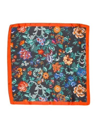 Pre-owned Saks Fifth Avenue Floral Print Scarf In Black