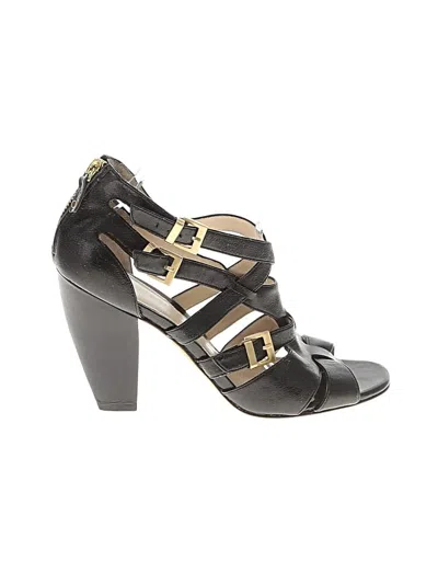 Pre-owned Saks Fifth Avenue Heels In Black