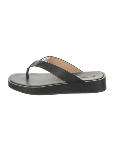Pre-owned Saks Fifth Avenue Leather Flip Flops In Black