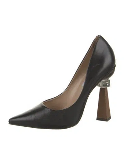 Pre-owned Saks Fifth Avenue Leather Pumps In Black