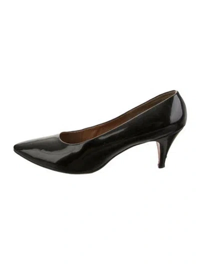 Pre-owned Saks Fifth Avenue Patent Leather Pumps In Black