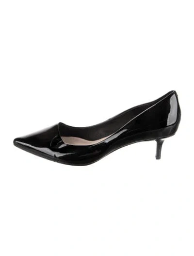 Pre-owned Saks Fifth Avenue Patent Leather Pumps In Black