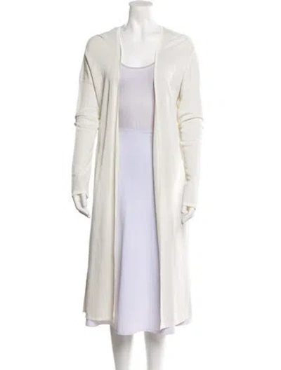 Pre-owned Saks Fifth Avenue Robe In White