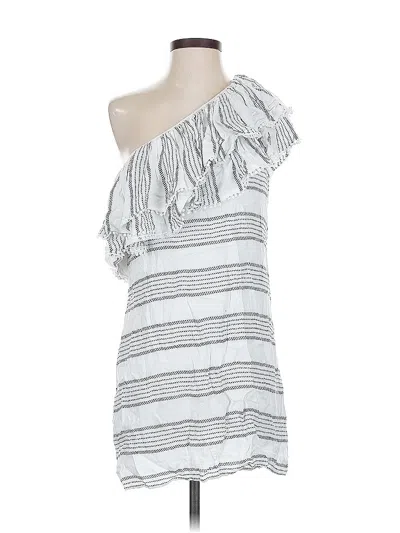 Pre-owned Saks Fifth Avenue Sleeveless Blouse In Silver