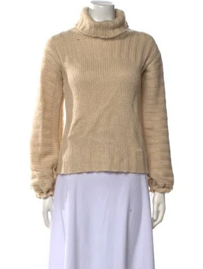 Pre-owned Saks Fifth Avenue Turtleneck Sweater In White