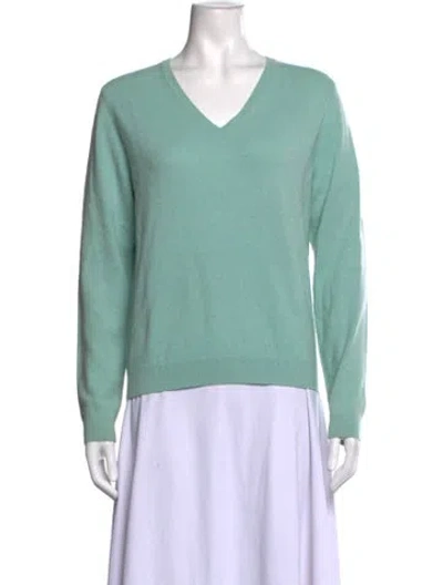 Pre-owned Saks Fifth Avenue V-neck Sweater In Green