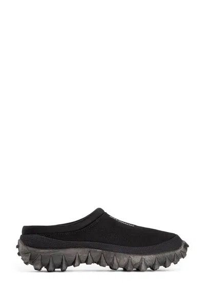 Salomon Black Snowclog Sneakers