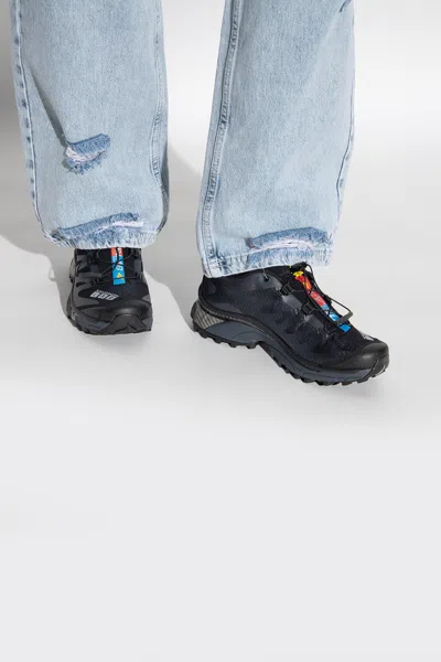 Salomon In Black
