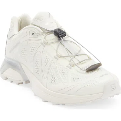 Salomon Xt-whisper Void Sneaker In White