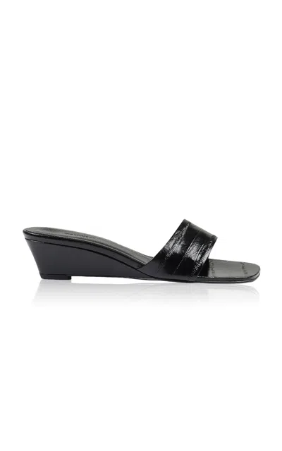 Salondeju Essential Wedge In Black