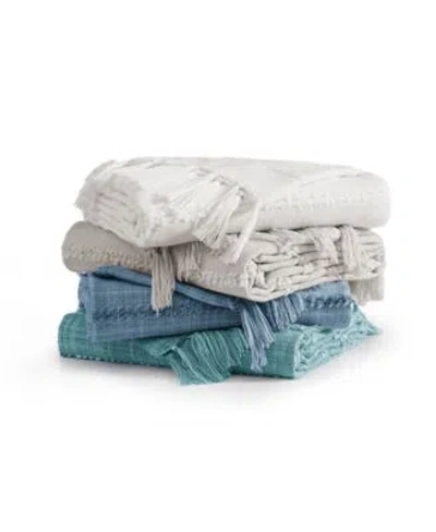 Salt Life Reef Coastal Throw In Blue
