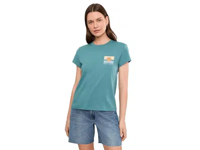 Salty Crew Retro Wave Modern Tee Women's Clothing Teal: Md In Blue