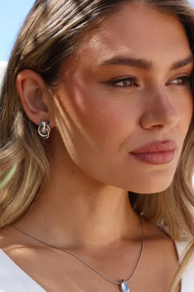 Salty Crush Zana Earrings In Gold