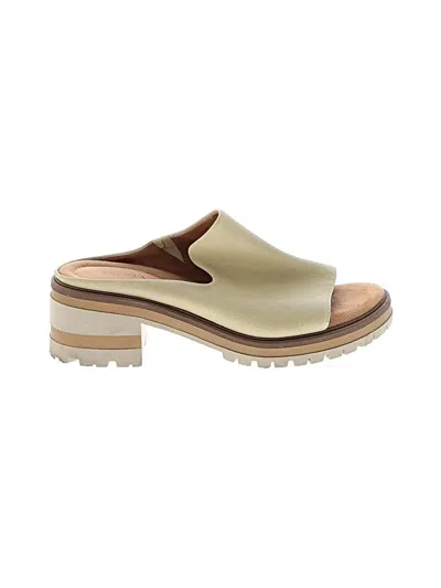 Pre-owned Salvia Sandals In Tan