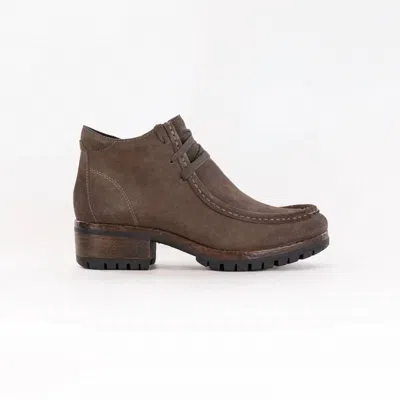Salvia Women's Charly Boots In Luggage