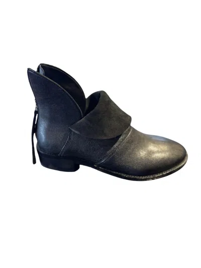 Salvia Women's Nili Boots In Black