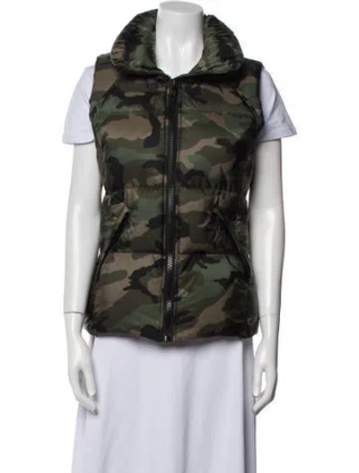 Pre-owned Sam Camouflage Print Vest In Green